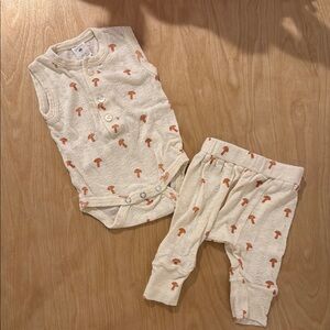 Kate Quinn matching set